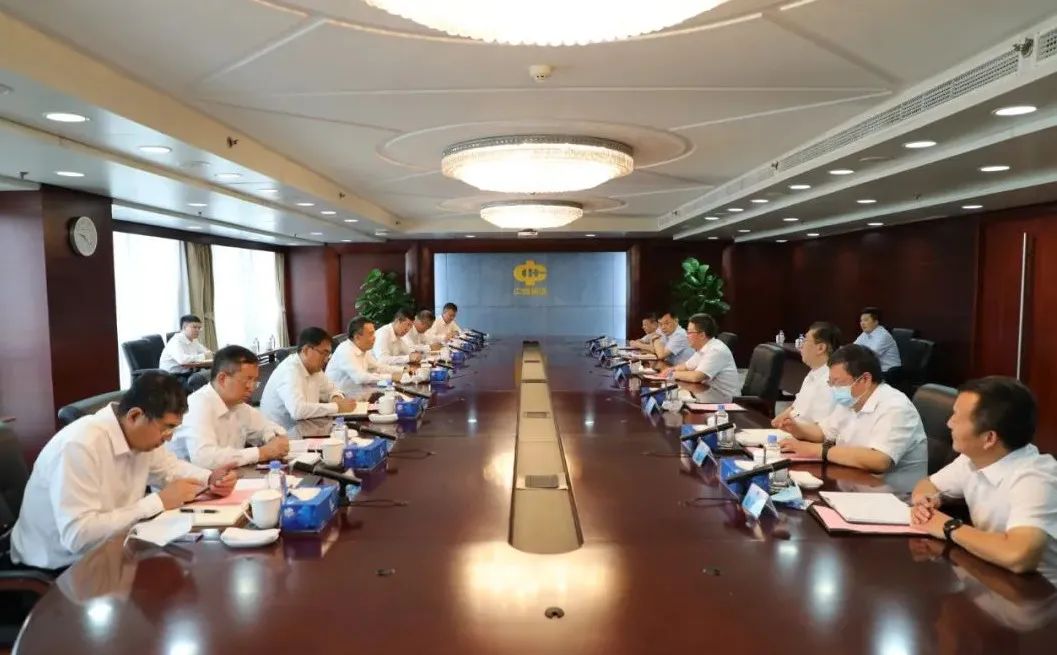 5295F2BB95B275C47B1304AB20A_170C5CEF_15F81.jpg?e=